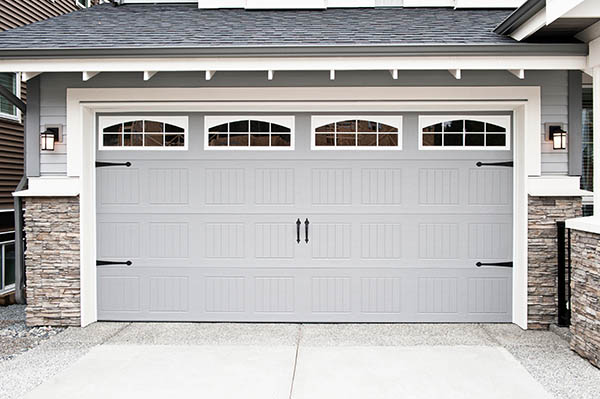 Carriage style garage door in Oakland